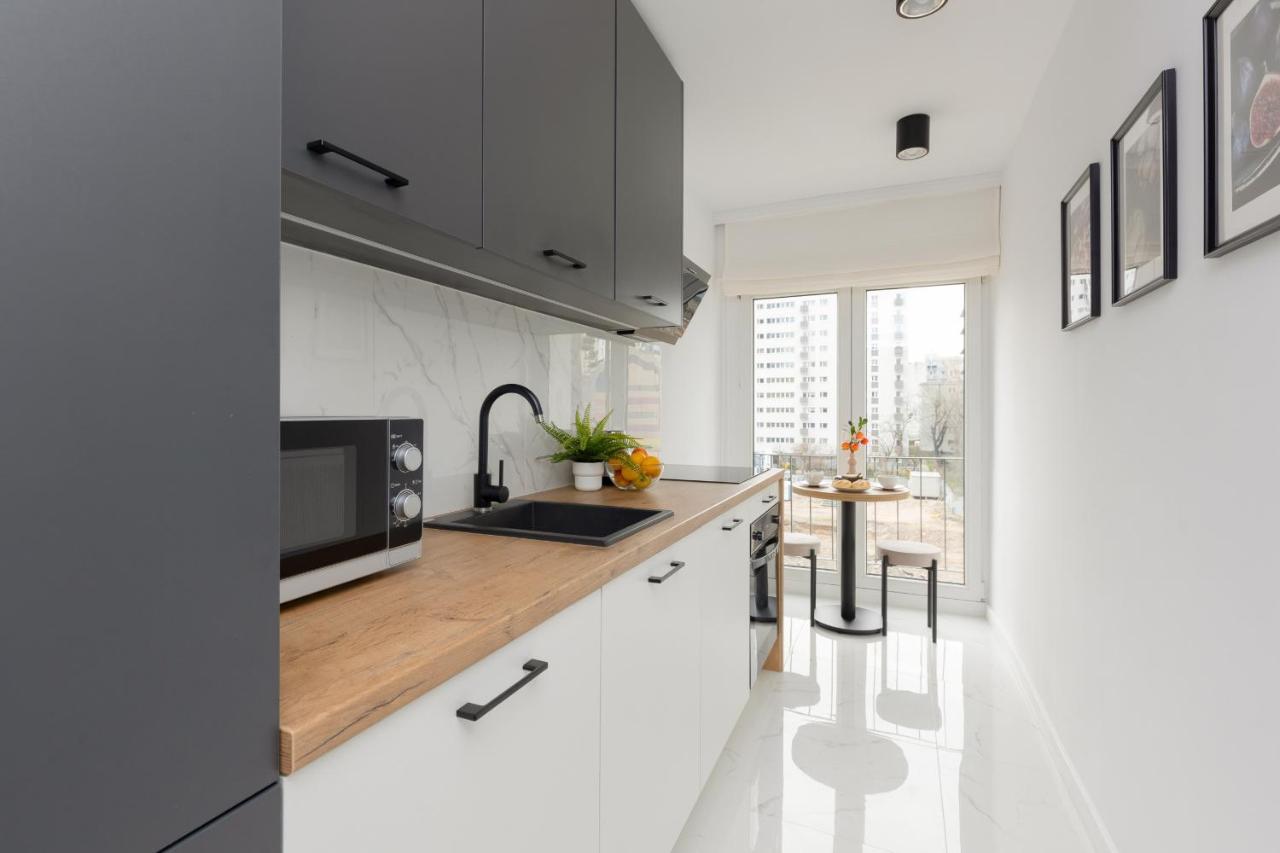 Stylish Apartment Heart Of Warsaw By Noclegi Renters Luaran gambar