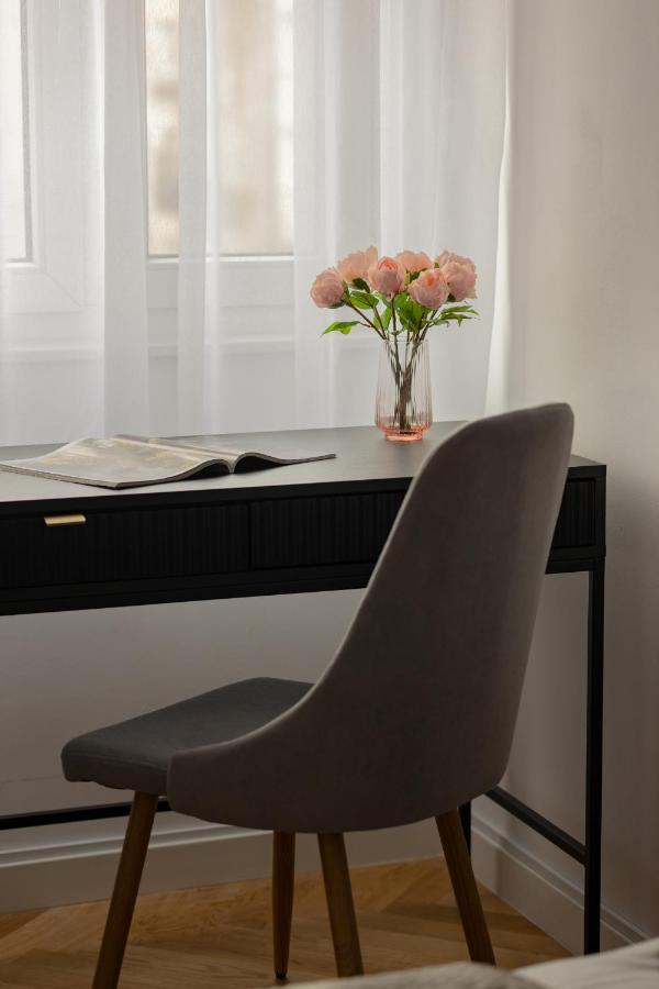 Stylish Apartment Heart Of Warsaw By Noclegi Renters Luaran gambar