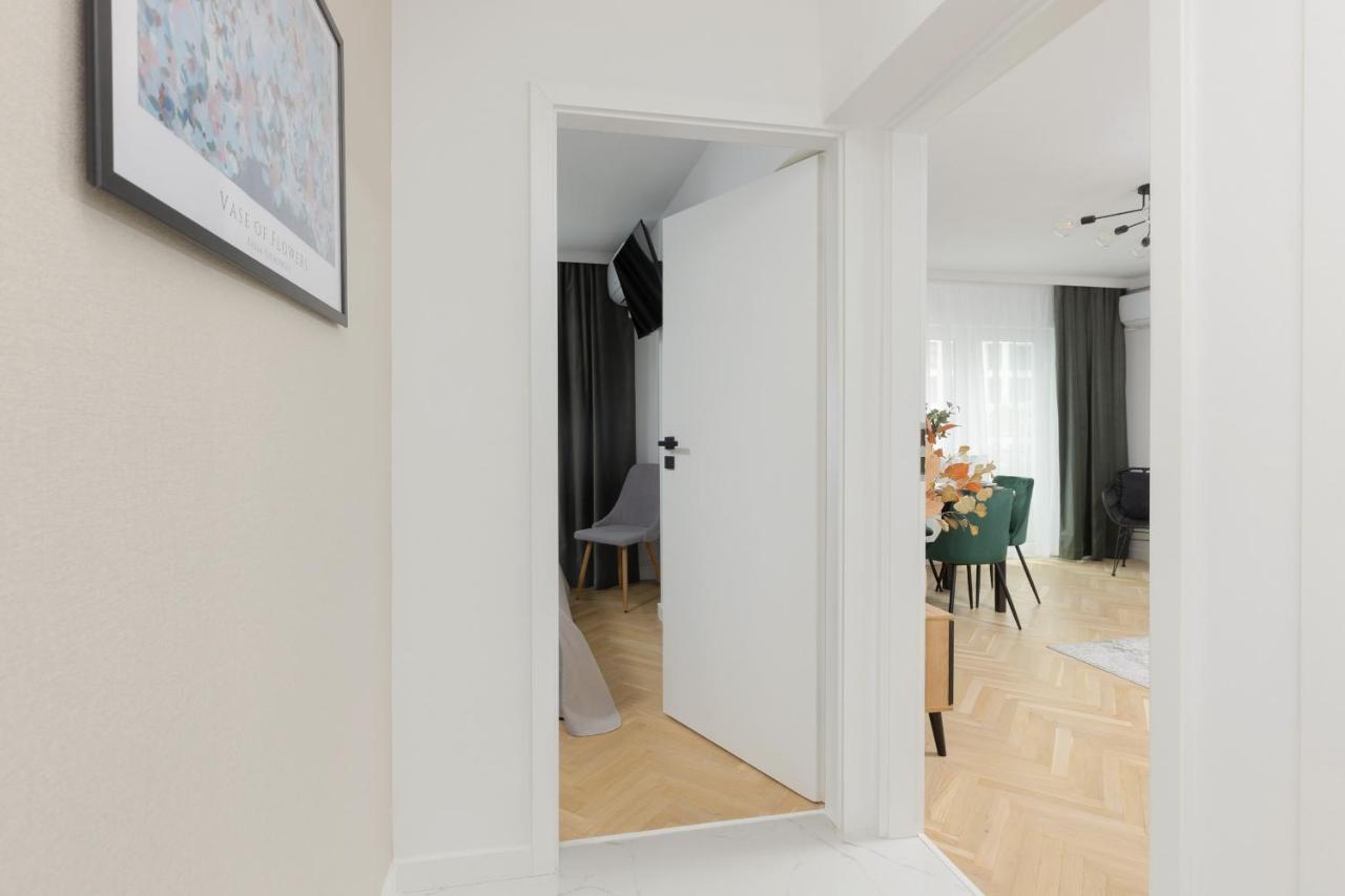 Stylish Apartment Heart Of Warsaw By Noclegi Renters Luaran gambar