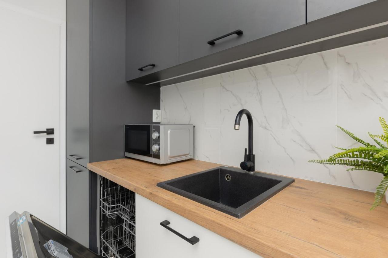 Stylish Apartment Heart Of Warsaw By Noclegi Renters Luaran gambar